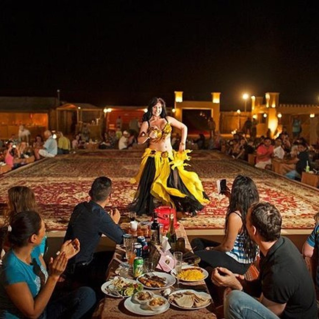 The Dinner And Show, Falcontourism,