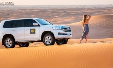 Understanding the Pros and Cons of Dubai Desert Safari Tours