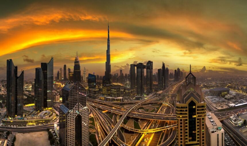 Burj Khalifa Tour Dubai – Complete Guide to the World’s Tallest Building Experience