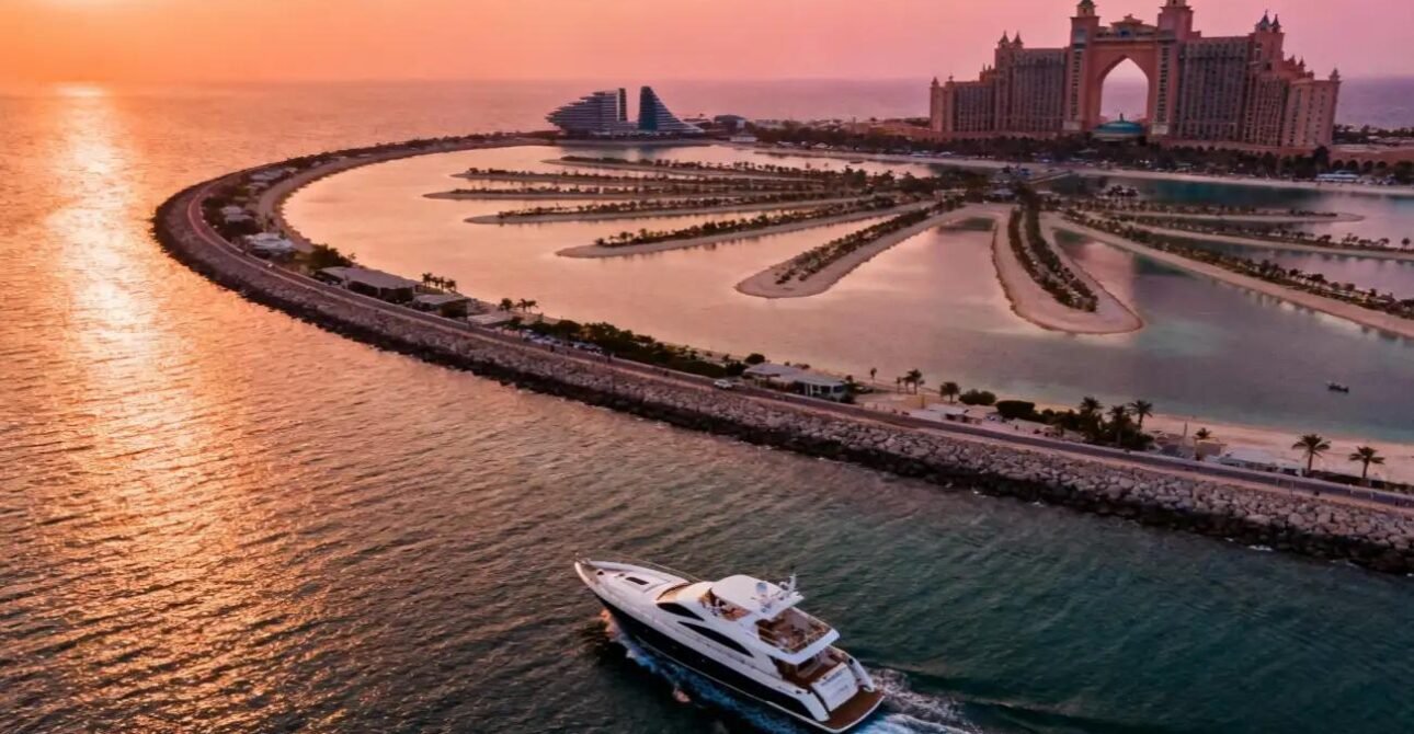 yatch tours