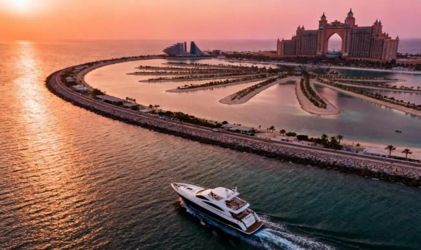 Luxury Yacht Tour Dubai – Complete Guide, Prices, Routes & Booking Tips (2026)