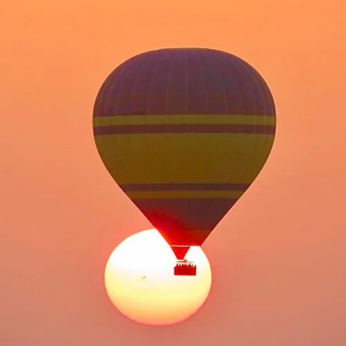 Sunrise balloon in desert safari